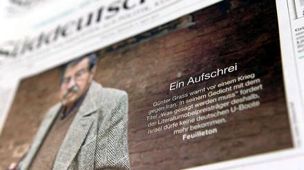 In der Süddeutschen Zeitung wurde das Gedicht von Günter Grass abgedruckt.
