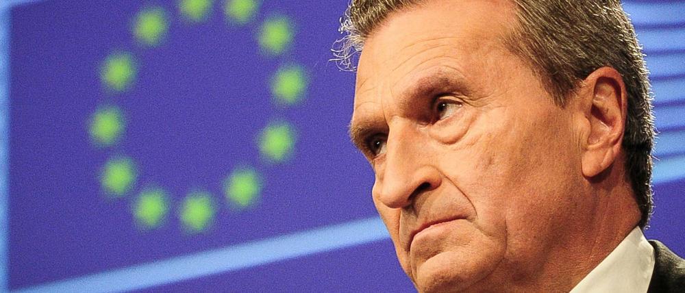 EU-Haushaltskommissar Oettinger erwartet von Kanzlerin Merkel eine wichtige Rolle bei den anstehenden Personalentscheidungen in der EU.