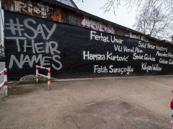 Jedes Opfer hat einen Namen. Hier auf der Wand eines Jugendzentrums in Hanau.