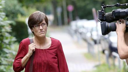 Wegen ihrer Kritik am System Hartz IV wurde sie vor einigen Monaten vom Dienst suspendiert: Inge Hannemann. Nun klagt sie vor dem Arbeitsgericht dagegen. 