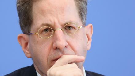 Der Präsident des Bundesamtes für Verfassungsschutz, Hans-Georg Maaßen, warnt vor möglichen Terroranschlägen in Deutschland.