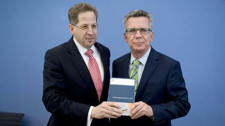 Verfassungsschutzchef Hans-Georg Maaßen und Innenminister Thomas de Maiziere. 