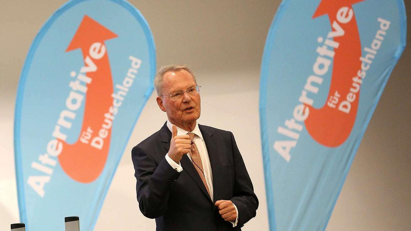 Richtungsstreit in der AfD HansOlaf Henkel tritt aus Vorstand zurück