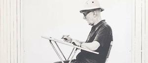 Bruno Mathsson (1907-1988) arbeitete am liebsten auf von ihm entworfenen Stühlen.
