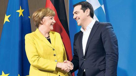 Friede, Freude, Händeschütteln: Alexis Tsipras und Angela Merkel bemühten sich beim Berlin-Besuch um versöhnliche Gesten.