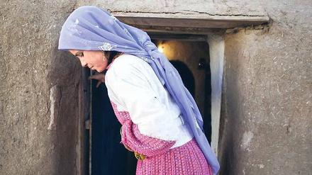 Die unbeschwerte Kindheit ist für manche türkische Mädchen in Gefahr – vor allem im armen Südosten des Landes lebt die Tradition der Zwangsverheiratung von Minderjährigen noch immer fort. Foto: AFP