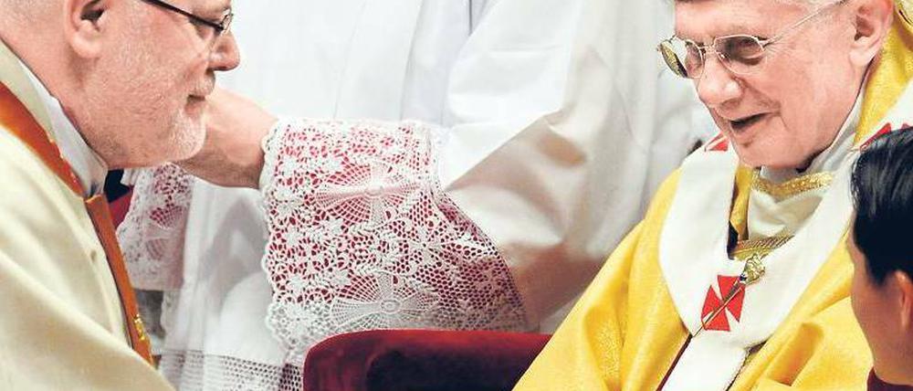 Würdenträger. Seit Sonntag trägt Reinhard Marx den Kardinalsring. Foto: dapd