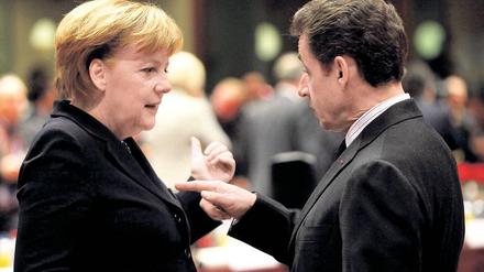 Neue Einigkeit. Angela Merkel und Nicolas Sarkozy sprachen sich für ein Einfrieren des EU-Haushalts bis 2020 aus. Foto: dpa