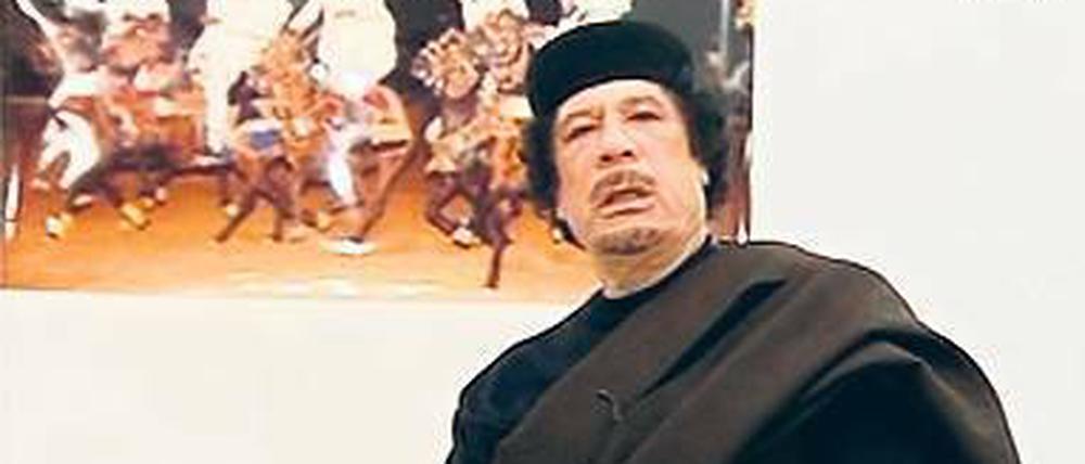 Machterhalt um jeden Preis: In einer Fernsehansprache gab sich der libysche Staatschef Muammar al Gaddafi unbeugsam. „Ich werde mein Land nicht verlassen, und ich werde hier bis zum Tod kämpfen“, sagte er. Foto: Reuters