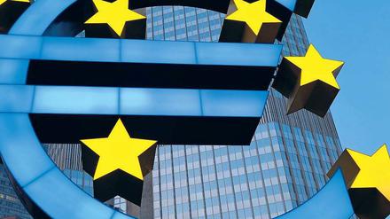 Unter den Augen der EZB. Die Europäische Zentralbank in Frankfurt (Foto) schickte gemeinsam mit dem IWF und der EU-Kommission Buchprüfer nach Athen. Foto: pa/dpa