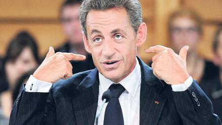 Hat Sarkozy Aktionen gegen Richter und Journalisten angeordnet?