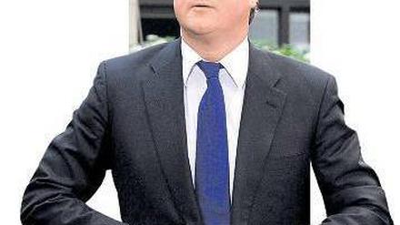 Zugeknöpft. David Cameron verlangt Gefolgschaft für seinen EU-Kurs. Foto: AFP