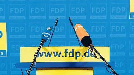 Niemand da? Stimmt nicht. Es gibt durchaus Menschen, die gerade jetzt der FDP beitreten.