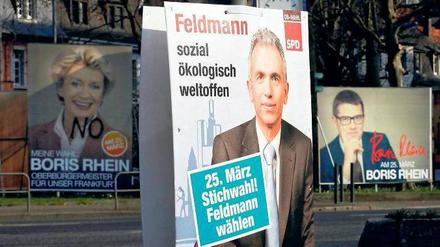 Einer kann gewinnen. Für manche galt Peter Feldmann noch am Tag der Stichwahl als Nobody. Doch er hat eine Niederlagenserie der Frankfurter SPD beendet.Foto: Mario Vedder/dapd