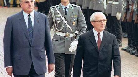 Staatsbesuch. SED-Generalsekretär Erich Honecker und Bundeskanzler Helmut Kohl am 7. September 1987 in Bonn.