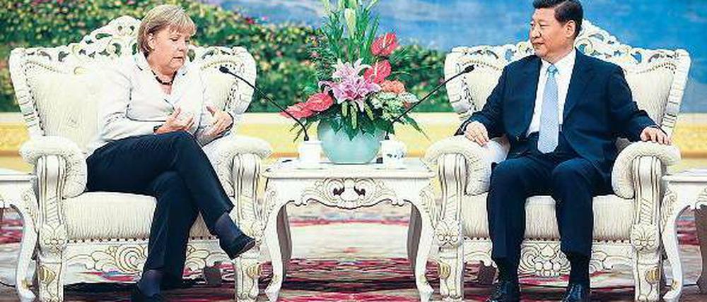 Aktuelle Bilder fehlen. Am 30. August zeigte sich der designierte chinesische Präsident Xi JinpingChina noch im Gespräch mit Bundeskanzlerin Angela Merkel.