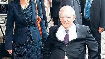 Vor dem Festakt: Wolfgang Schäuble und seine Frau Ingeborg. 