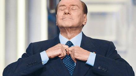 Silvio Berlusconi fühlt sich zum Retter Italiens berufen – nur wovor? 