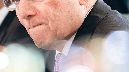 Sparmeister. Bundesfinanzminister Wolfgang Schäuble. Foto: Kay Nietfeld/dpa