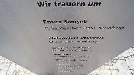 Eine Gedenktafel erinnert seit letzter Woche in Nürnberg an die NSU-Opfer.Foto: dpa