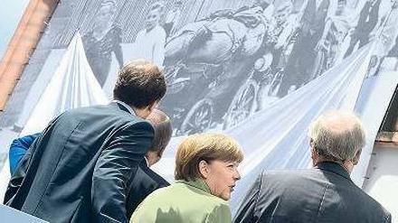 Zur Erinnerung. Angela Merkel eröffnet 3 000 Quadratmeter Ausstellungsfläche. Foto: dpa