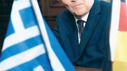 „Heil Schäuble, die Totgeweihten grüßen Dich!“ Finanzminister Wolfgang Schäuble ist in Griechenland der zweitunbeliebteste ausländische Politiker.