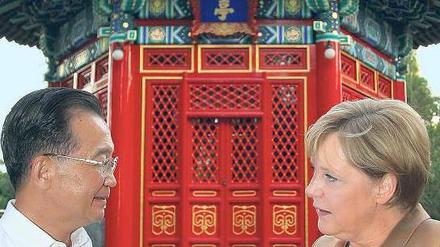 Verlierer trifft Gewinnerin: China – hier Ex-Premier Wu – wird mehr denn je kritisch gesehen. Merkel verliert Sympathien, aber weniger als viele EU-Politiker. Foto: Peer Grimm/pa-dpa