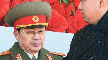 Jang Song Thaek (l.) ist der Onkel von Nordkoreas Staatschef Kim Jong Un. Foto: rtr