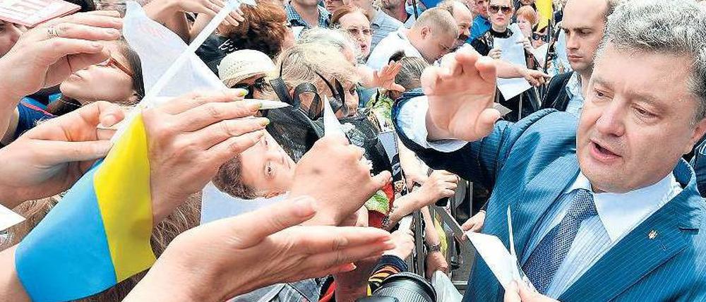 Sattes Polster. In Umfragen sieht Petro Poroschenko eine Woche vor der Präsidentschaftswahl wie der sichere Sieger aus. 