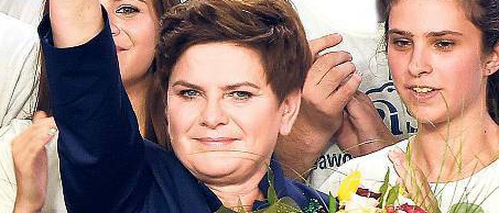 Strahlende Siegerin. Beata Szydlo heißt mit großer Wahrscheinlichkeit die künftige Premierministerin der rechtsnationalen Partei PiS. 