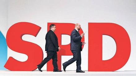 Verfolgt Martin Schulz immer weiter. Sigmar Gabriel, Ex-SPD-Chef und noch amtierender Außenminister. 