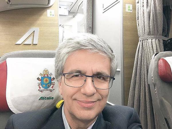 Andrea Tornielli ist Vatikan-Korrespondent der Turiner Zeitung „La Stampa“. Er hat den Papst auf fast allen seinen Reisen begleitet.