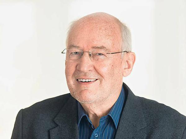 Elmar Wiesendahl (73) ist Politikwissenschaftler und Parteienforscher. Seit 2010 leitet er als Geschäftsführer und Gesellschafter die Agentur für Politische Strategie in Hamburg.