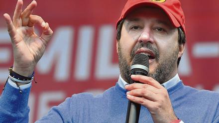 Dem Rechtspopulisten Matteo Salvini droht der Verlust der Immunität.
