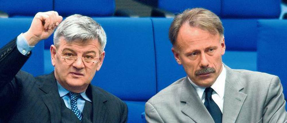 Realo und Linker. Der eine, Joschka Fischer (l.), war der Treiber, der andere, Jürgen Trittin, hat abgesichert, erinnert sich ein Parteifreund. So führten sie die zerstrittenen Flügel der Partei zusammen. 