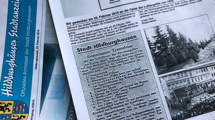 Zweimal "Ein Wort des Führers" - wie im Amtsblatt der Stadt Hildburghausen des amerikanischen Luftangriffs 1945 gedacht wird.