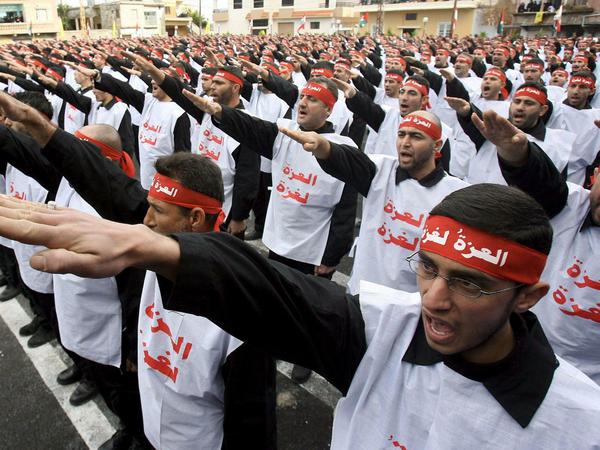 Die gefährlichste Terrororganisation der Welt: Kämpfer der Hisbollah.