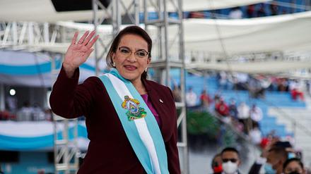 Honduras' neue Präsidentin Xiomara Castro bei ihrer Einführungszeremonie in Tegucigalpa. 
