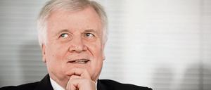 Horst Seehofer will sich offenbar über 2018 hinaus als Bayerns Ministerpräsident und CSU-Vorsitzender zur Wahl stellen. 