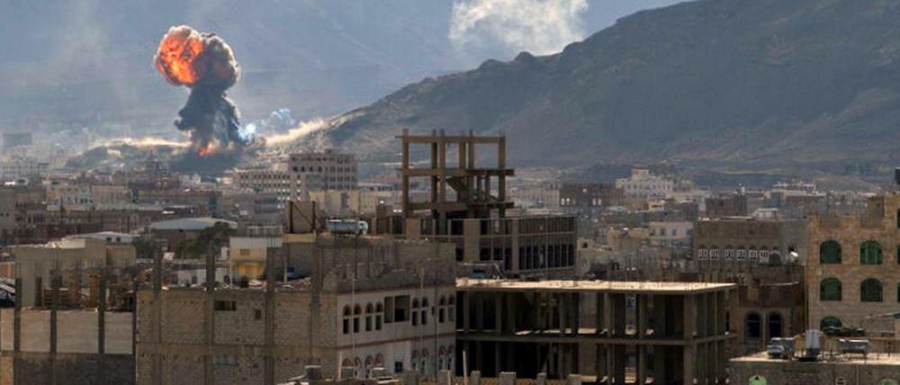 Heftige Kämpfe. Die Huthi-Rebellen sowie die Leibgarde des Präsidenten liefern sich Schlachten in Saana.