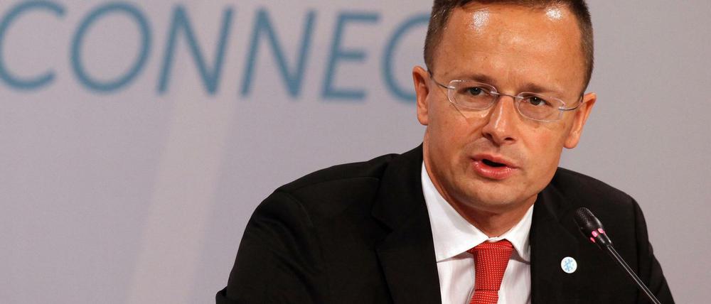 Ungarns Außenminister Péter Szijjártó ist der Ansicht, dass die EU-Außengrenzen immer noch nicht richtig geschützt werden. 