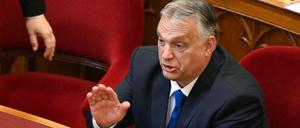 Ungarns Ministerpräsident Viktor Orban will sein Land mit einem Ausnahmezustand vor den Folgen des Ukraine-Kriegs schützen.