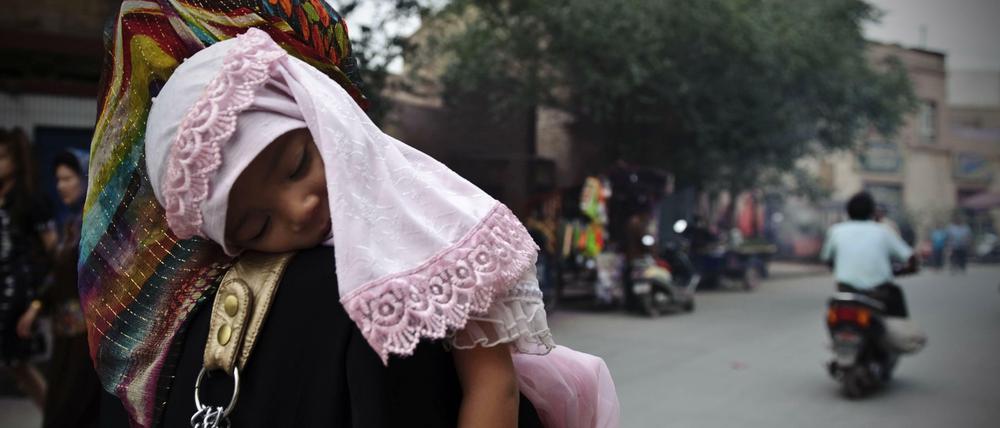 Das muss reichen. Die internierten Uiguren in China werden teils zur Abtreibung gezwungen.