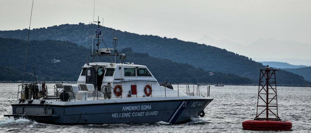 Ein Schiff der griechischen Küstenwache