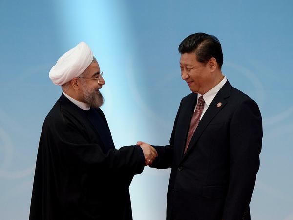 Irans Präsident Hassan Rouhani pflegt enge Beziehungen zu Peking, um die US-Sanktionen zu umgehen.