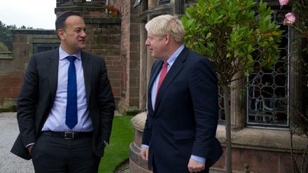 Der irische Premier Leo Varadkar (l.) und sein britischer Kollege Boris Johnson.