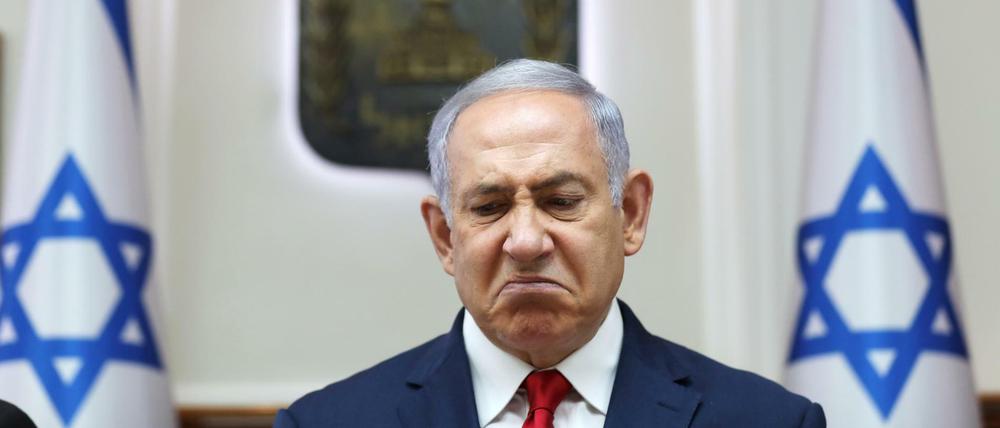 In Bedrängnis. Premier Netanjahu soll wegen Korruption angeklagt werden. Er spricht von einer "Hexenjagd".