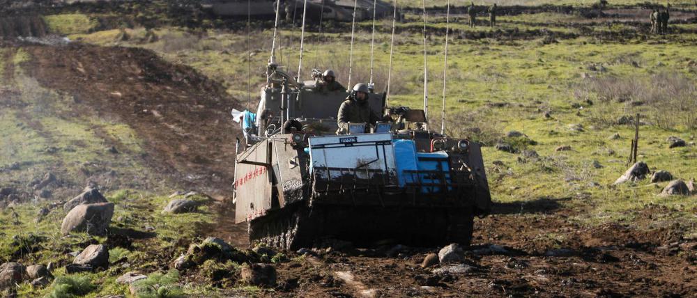 Proben für den Ernstfall. Israel will auch durch erhöhte Militärpräsenz die Grenze zum Nachbarn schützen. Die Golan-Höhen haben eine wichtige strategische Bedeutung.