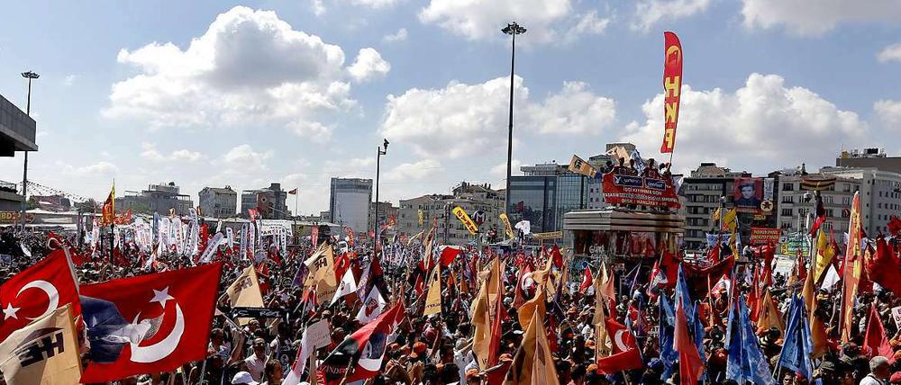 Die Protestwelle in der Türkei reißt nicht ab.