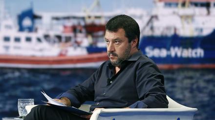 Matteo Salvini, Innenminister von Italien, schäumt vor Wut.